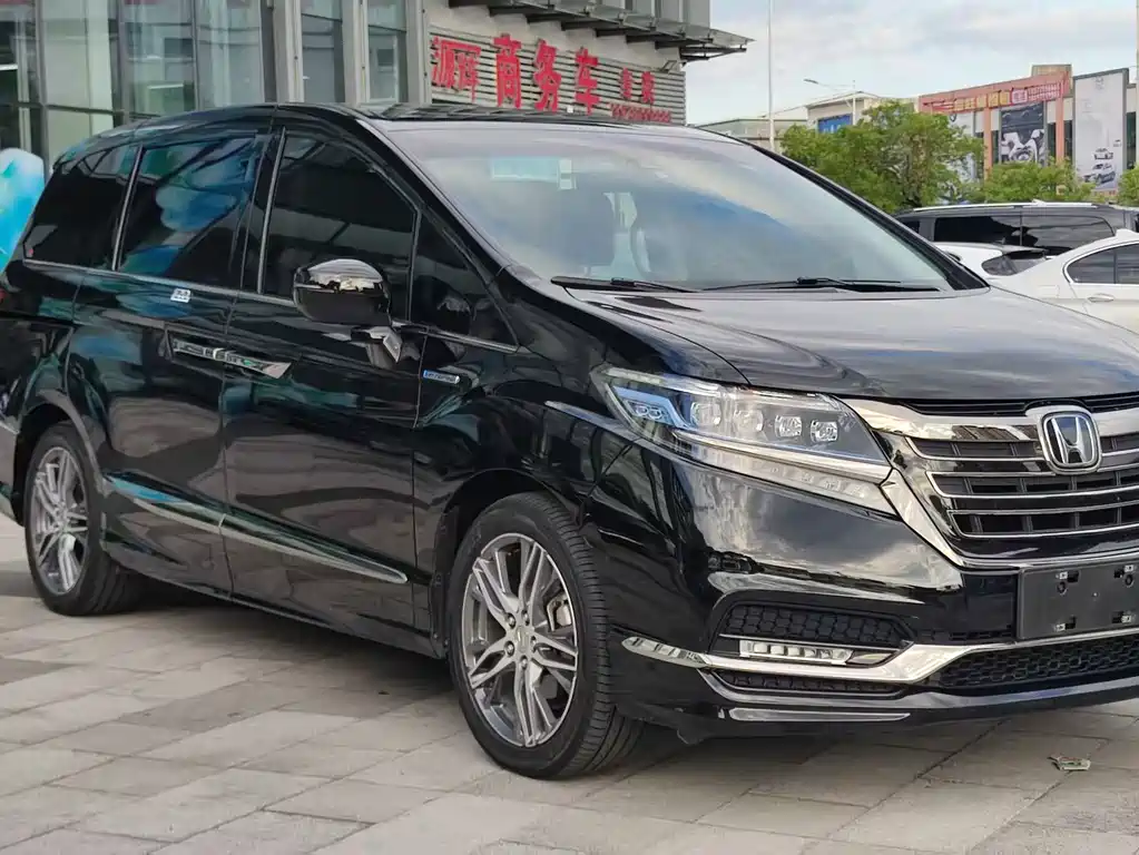 Honda Elysion — миниатюра 3