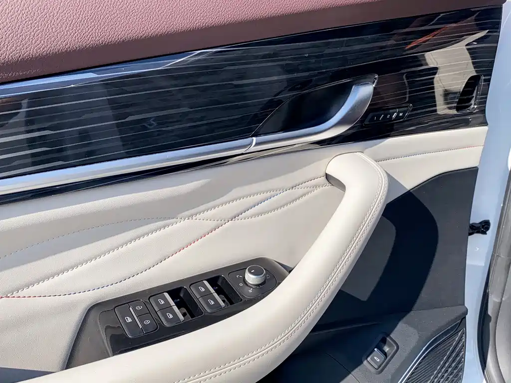 GEELY AUTOMOBILE XINGYUE L