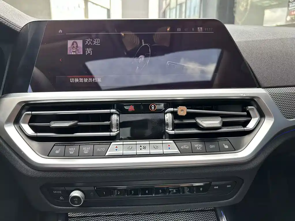 BMW 3 Series — миниатюра 13