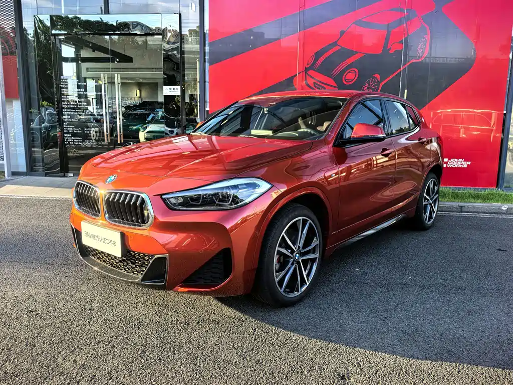 BMW X2