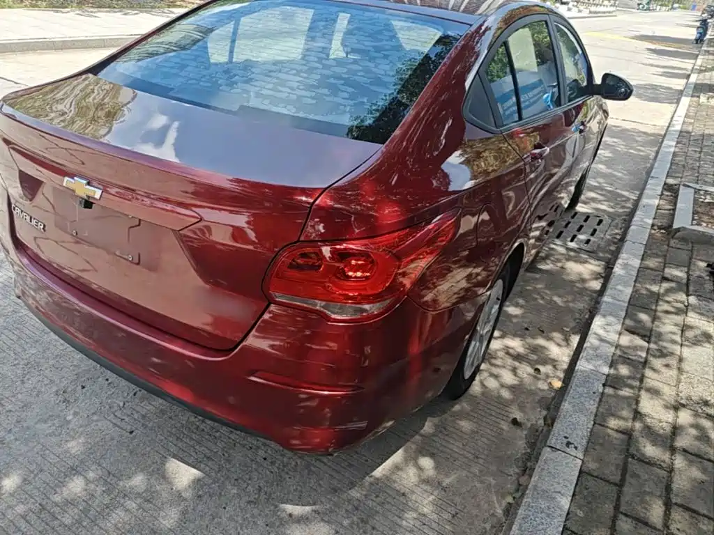 Chevrolet Cavalier — миниатюра 8