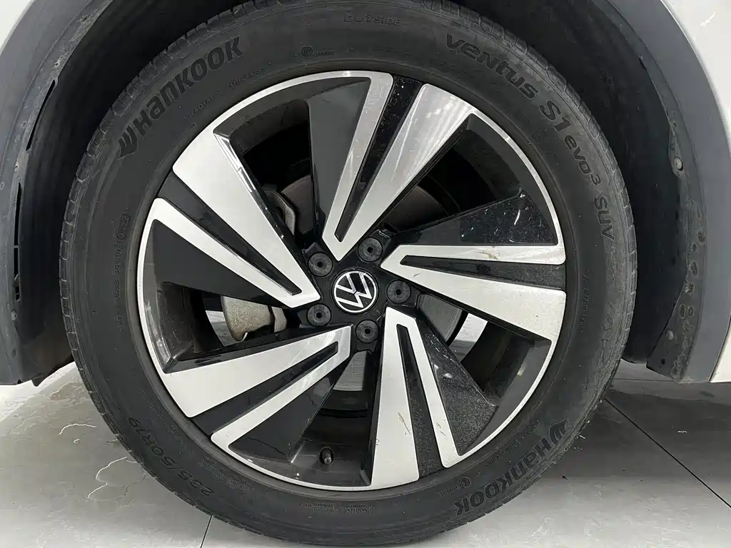 Volkswagen Tiguan X — миниатюра 9