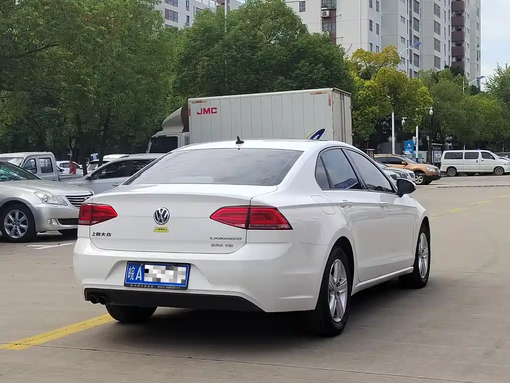 Volkswagen Lamando — миниатюра 8