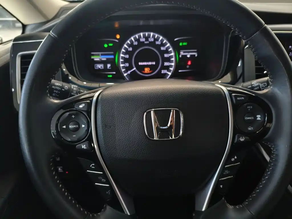 Honda Elysion — миниатюра 10