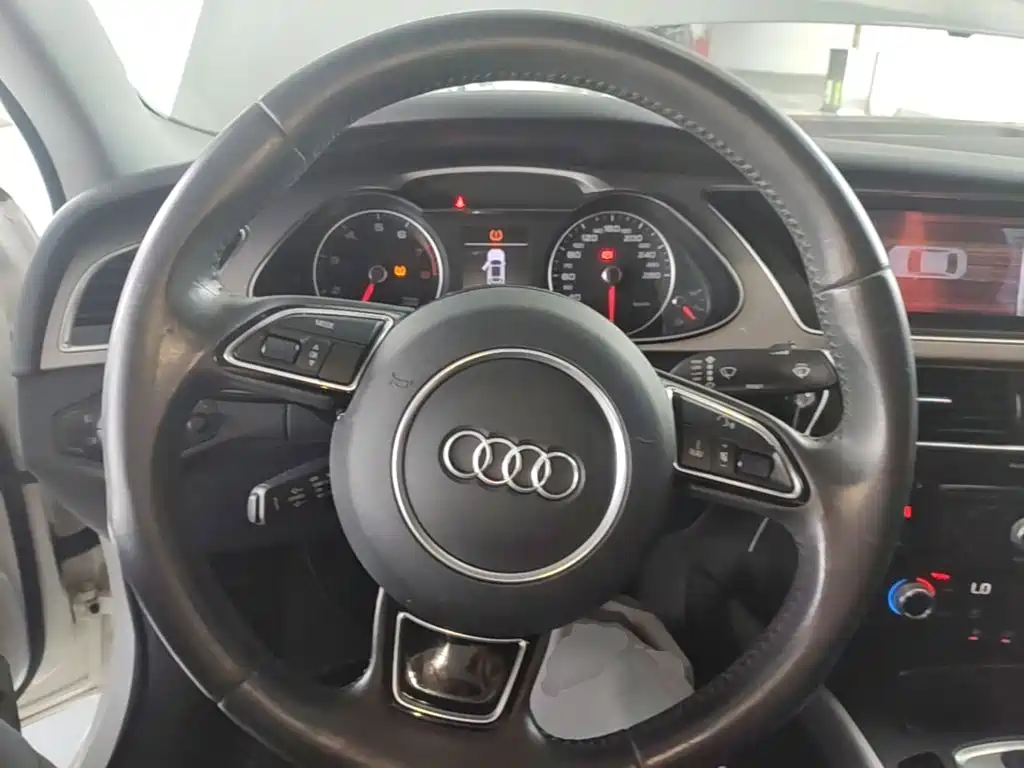 Audi A4L — миниатюра 11