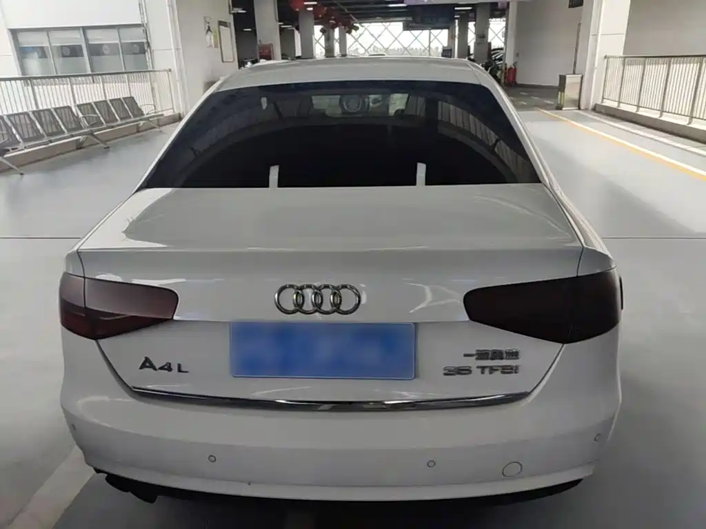 Audi A4L — миниатюра 6