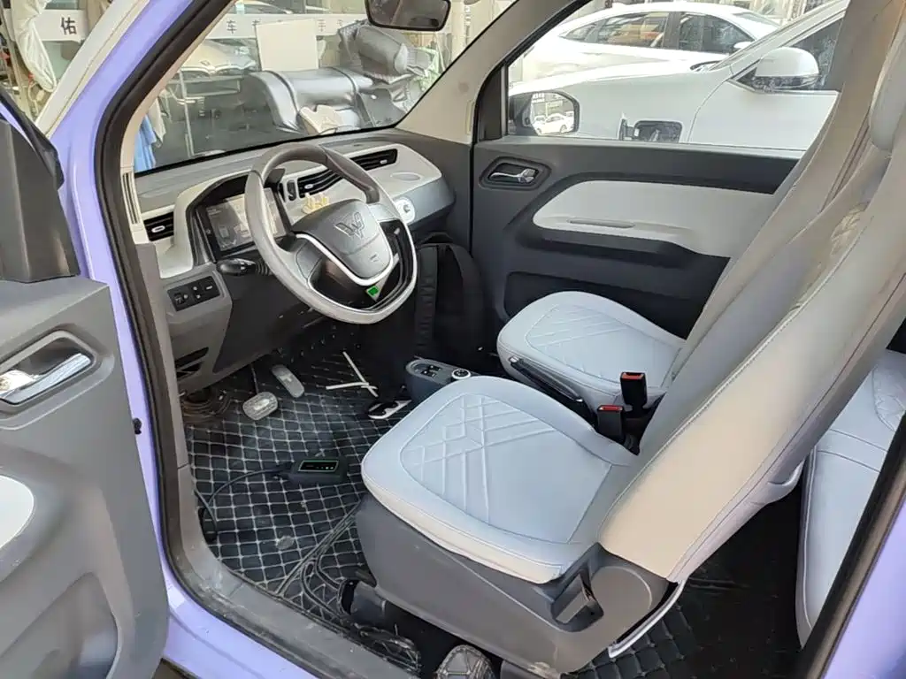 Wuling MINIEV — миниатюра 15