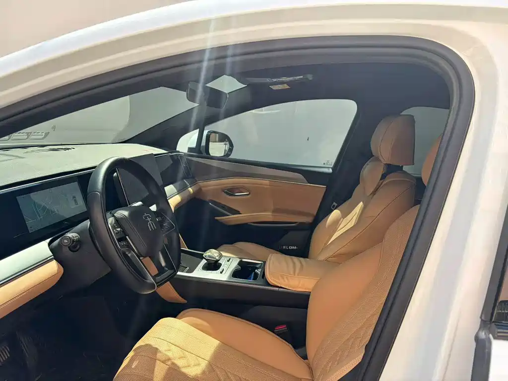 BYD L DM-i — миниатюра 7
