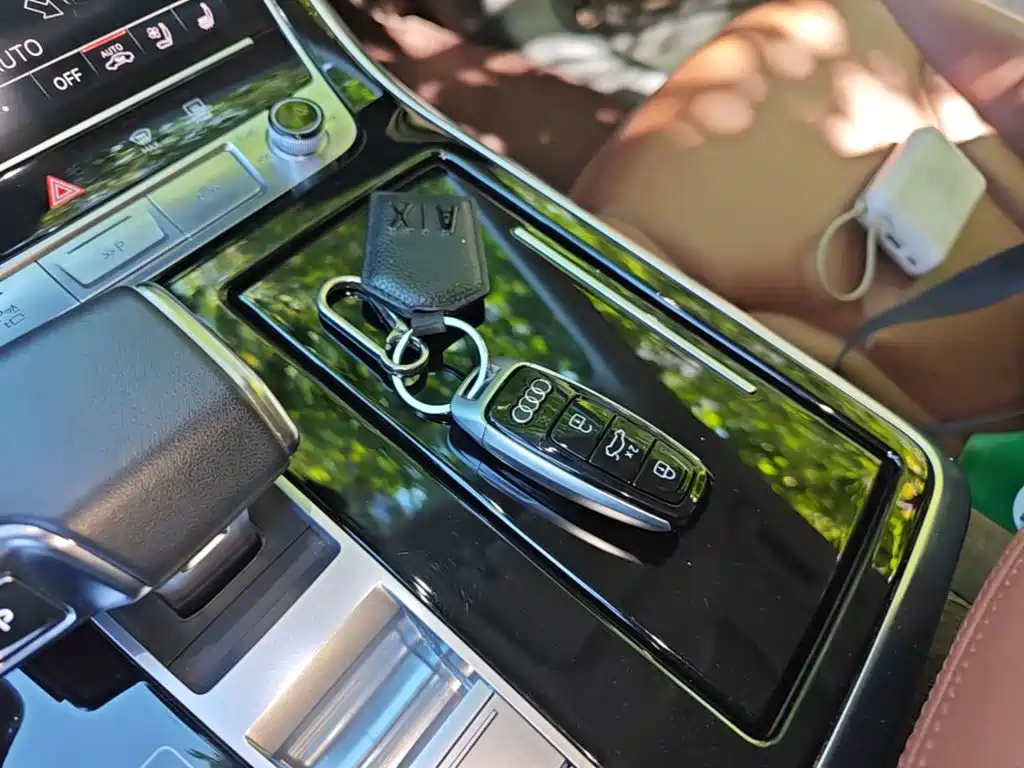 Audi Q7 — миниатюра 9