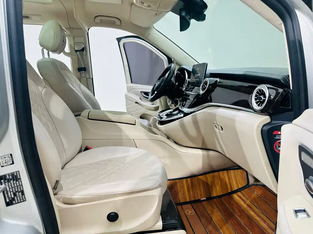 Mercedes-Benz V-Class V 2016 V 260 Luxury
