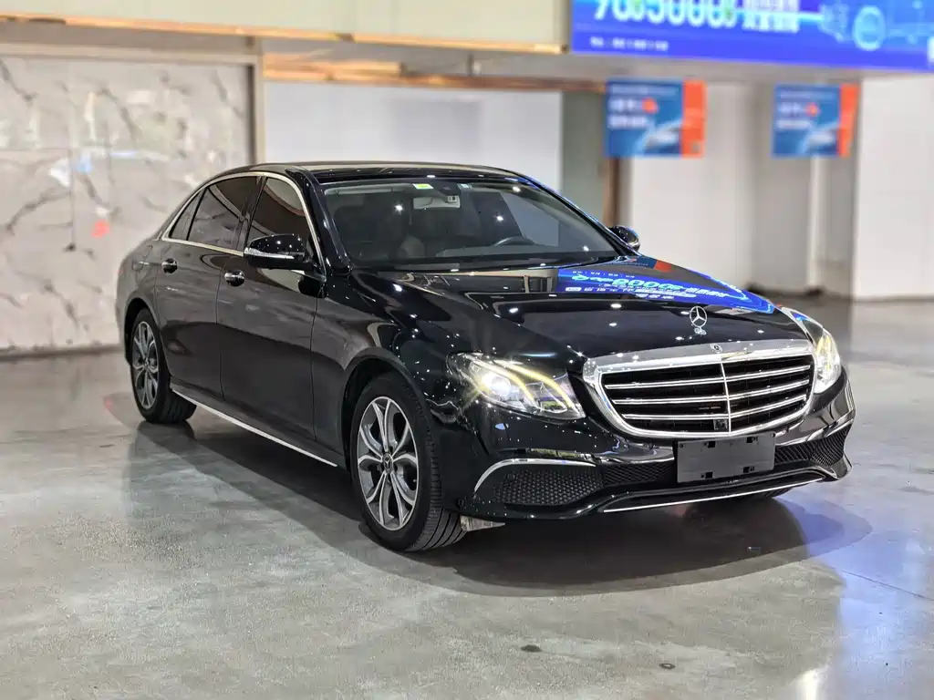 Mercedes-Benz E-Class — миниатюра 4