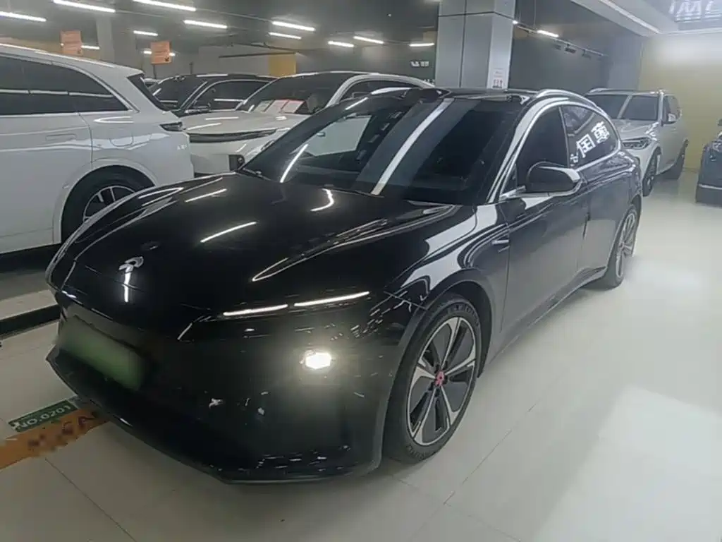 NIO ET5T — миниатюра 2