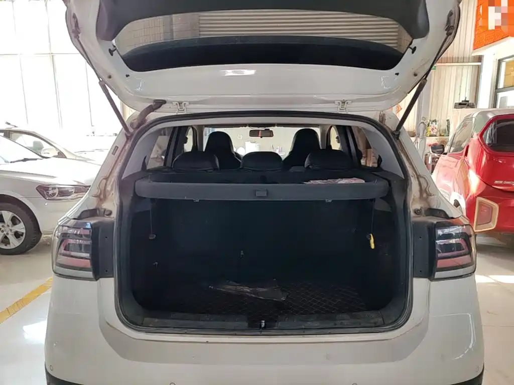 Volkswagen T-Cross — миниатюра 19