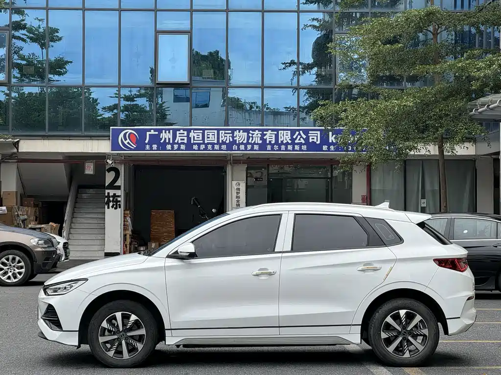 BYD e2 — миниатюра 7