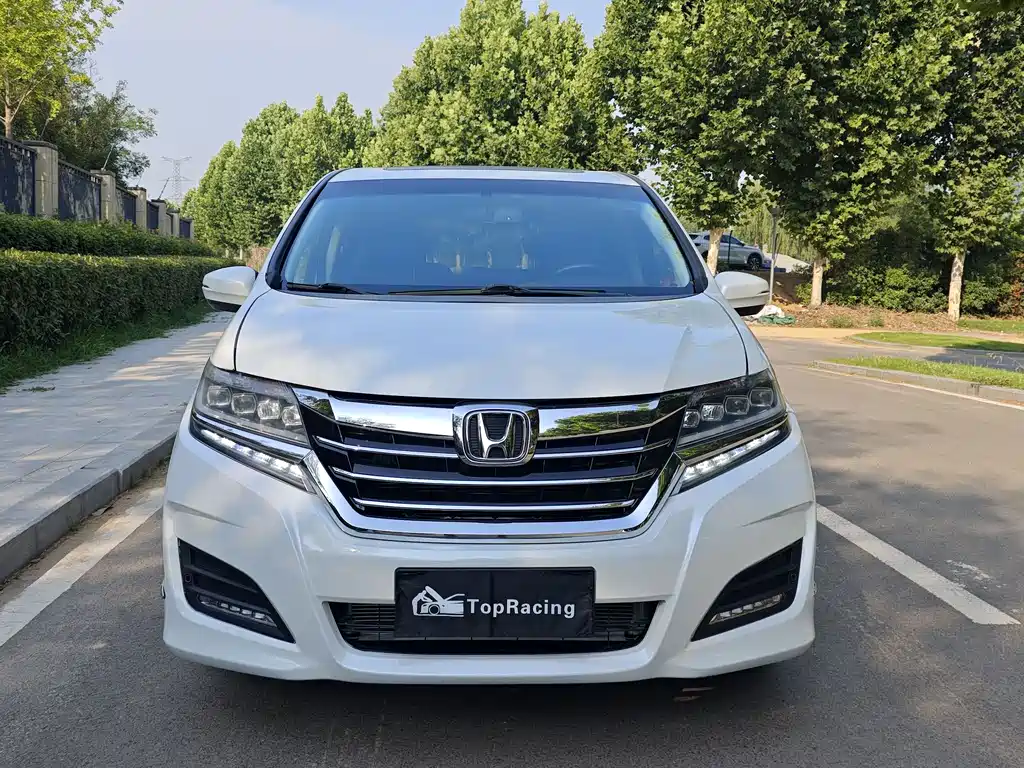 Honda Elysion 2016 2.4L Luxury