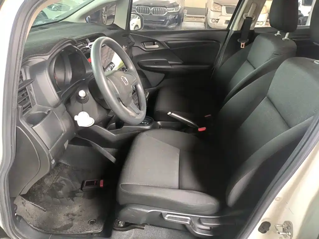 Honda Fit — миниатюра 15