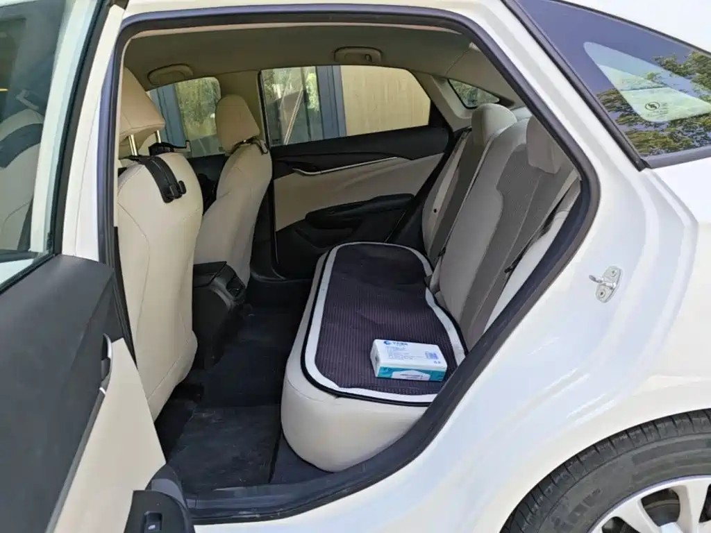 Buick Excelle — миниатюра 17