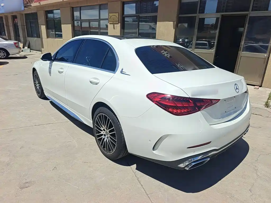 Mercedes-Benz C-Class — миниатюра 5