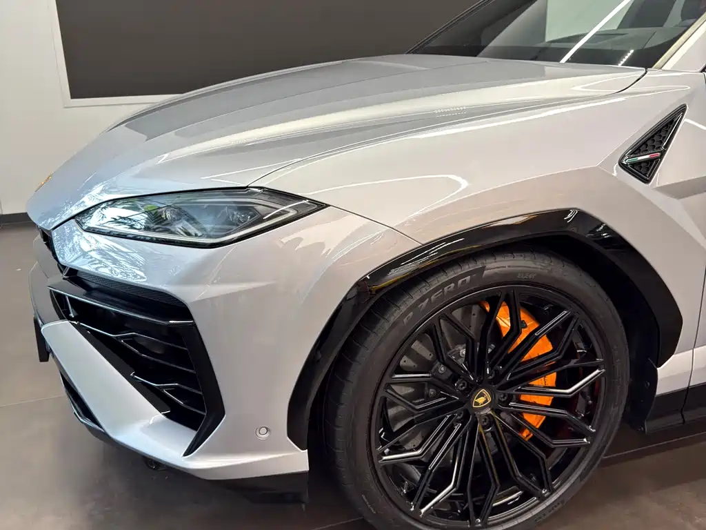 Lamborghini Urus SE — миниатюра 2
