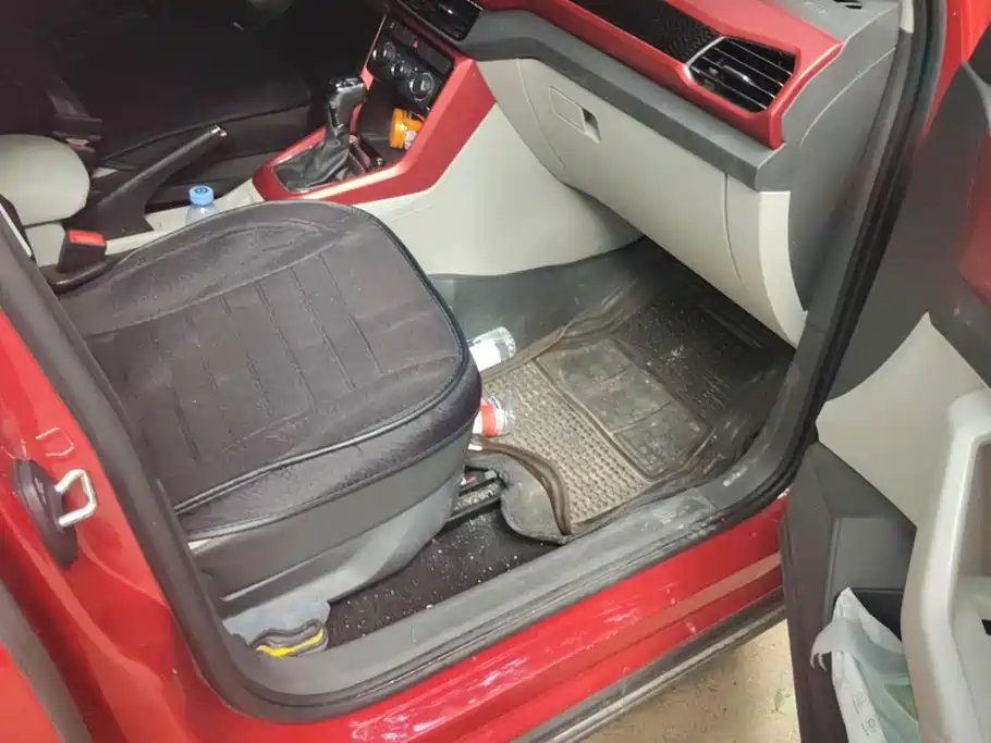Volkswagen T-Cross — миниатюра 8