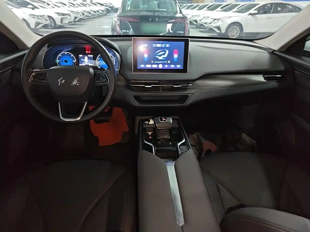 Hongqi Hongqi E-QM5 — миниатюра 10