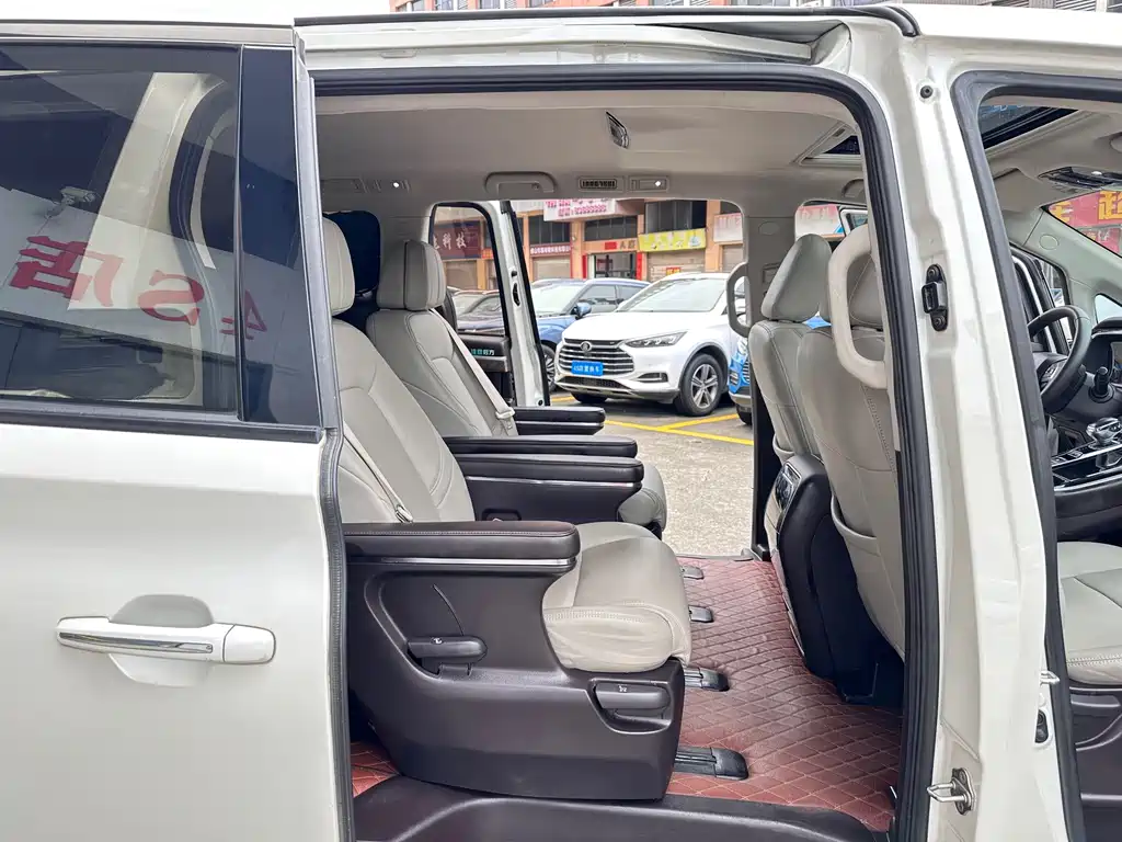 GAC Motor Trumpchi M8 — миниатюра 9