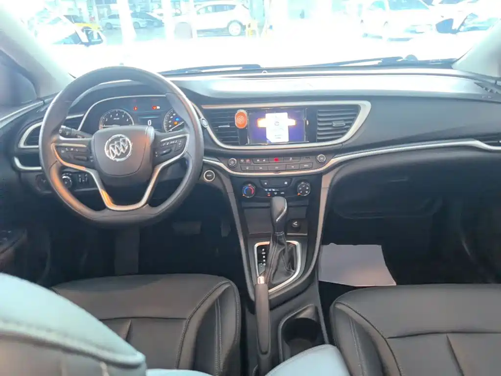 Buick Excelle — миниатюра 10