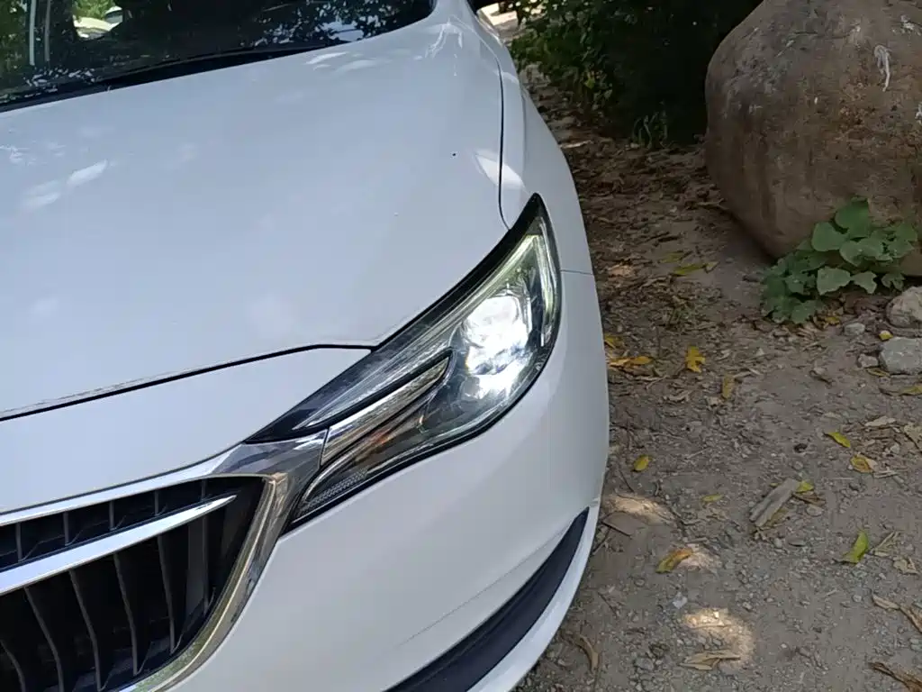 Buick Excelle — миниатюра 24