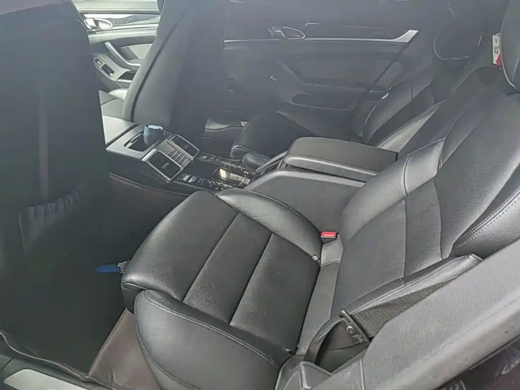Porsche Panamera — миниатюра 24