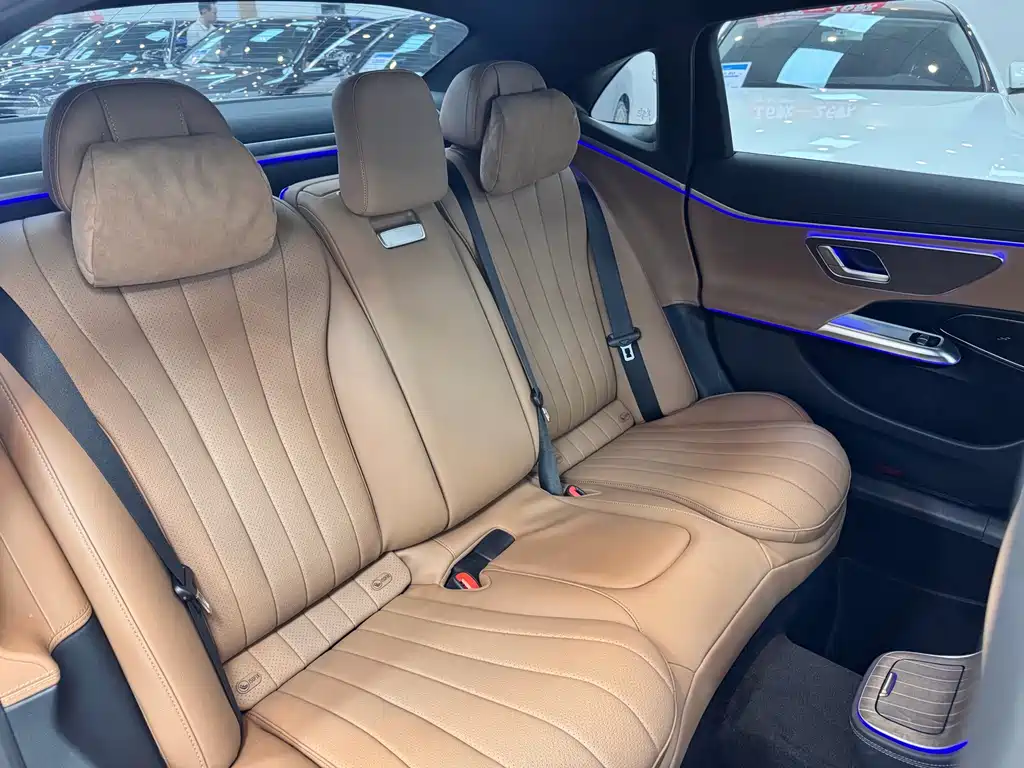 Mercedes-Benz E-Class New Energy — миниатюра 15