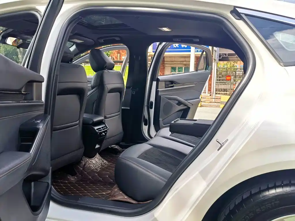 Ford Mondeo — миниатюра 10