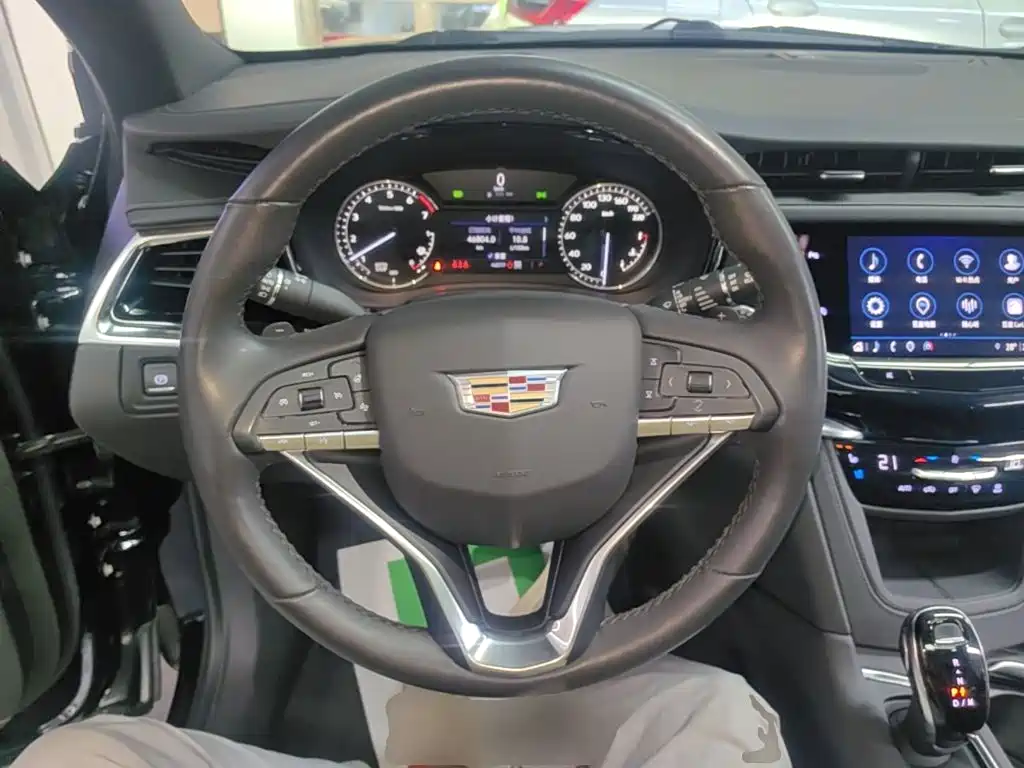 Cadillac XT6 — миниатюра 11
