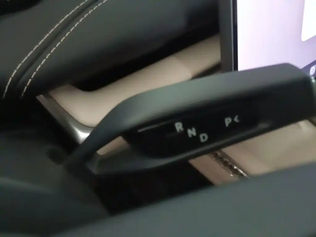 Xiaomi SU7 — миниатюра 14
