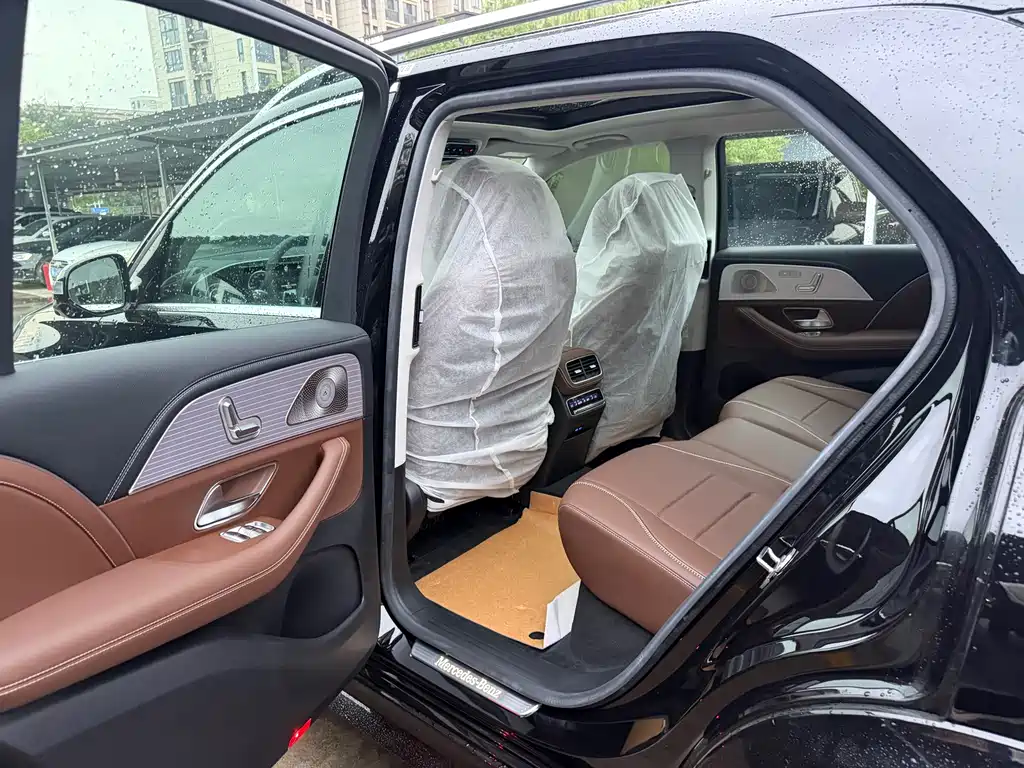 Mercedes-Benz GLE — миниатюра 11