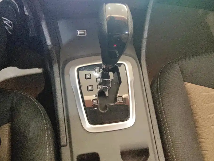 Citroen C4L — миниатюра 16