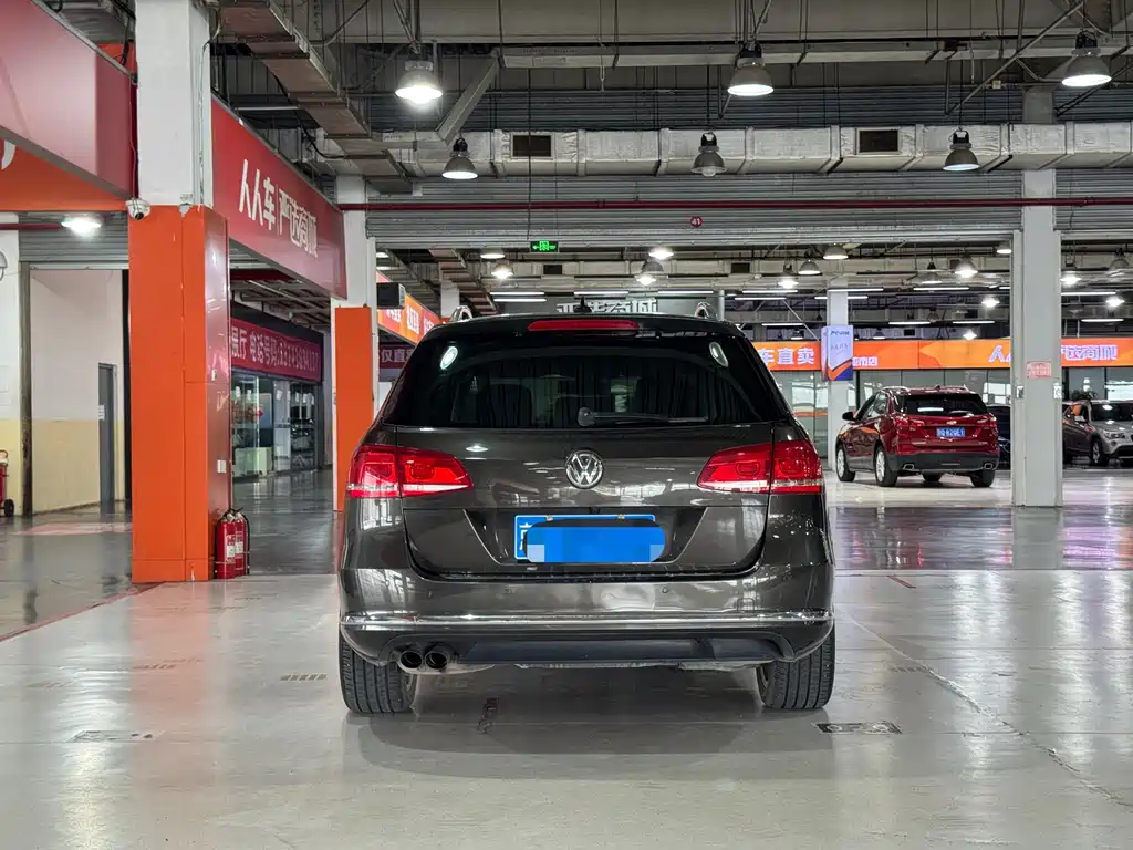 Volkswagen Magotan (Import) — миниатюра 4