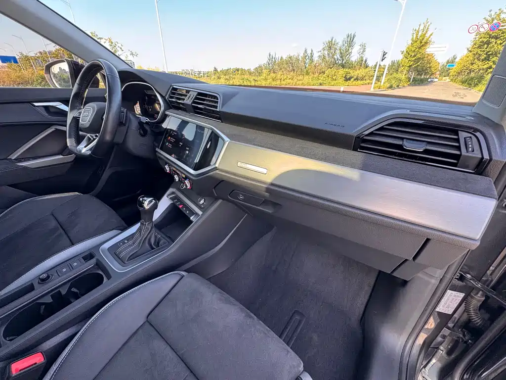 Audi Q3 — миниатюра 23