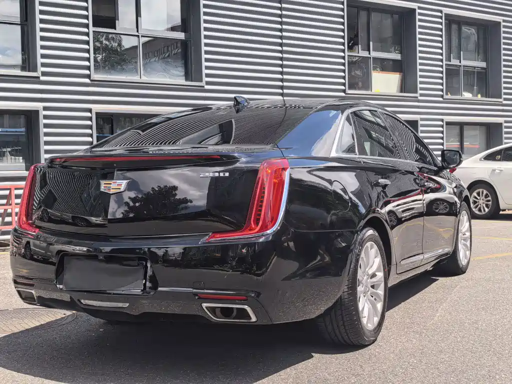Cadillac XTS — миниатюра 4