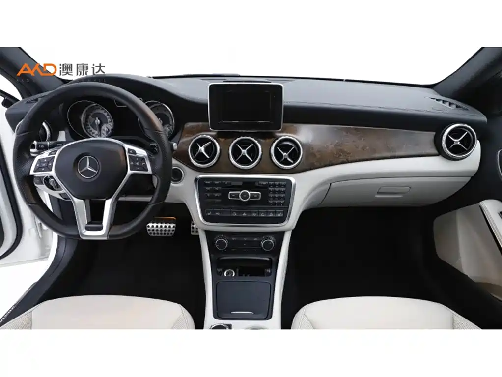 Mercedes-Benz GLA — миниатюра 5