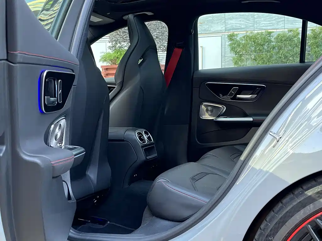 MERCEDES-BENZ C CLASS AMG NEW ENERGY