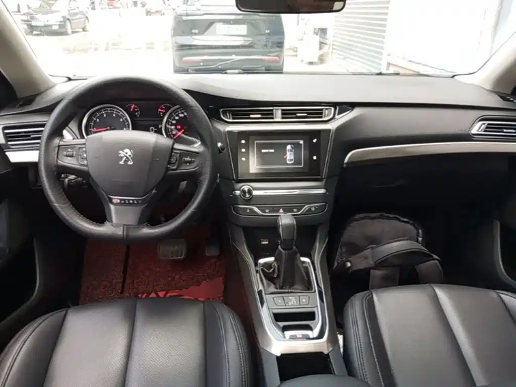 Peugeot 408 — миниатюра 10
