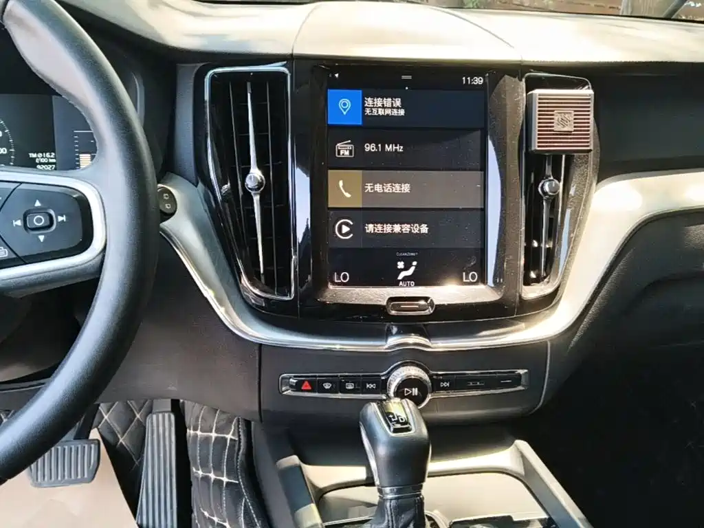 Volvo XC60 — миниатюра 13