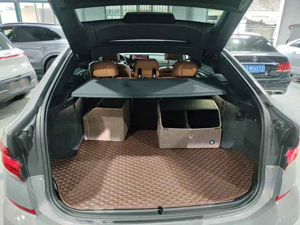 BMW 6 Series GT — миниатюра 9