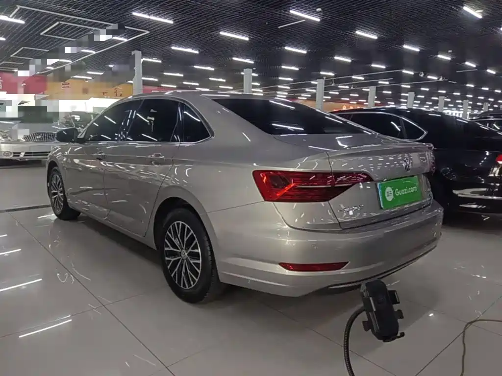 Volkswagen Sagitar — миниатюра 5