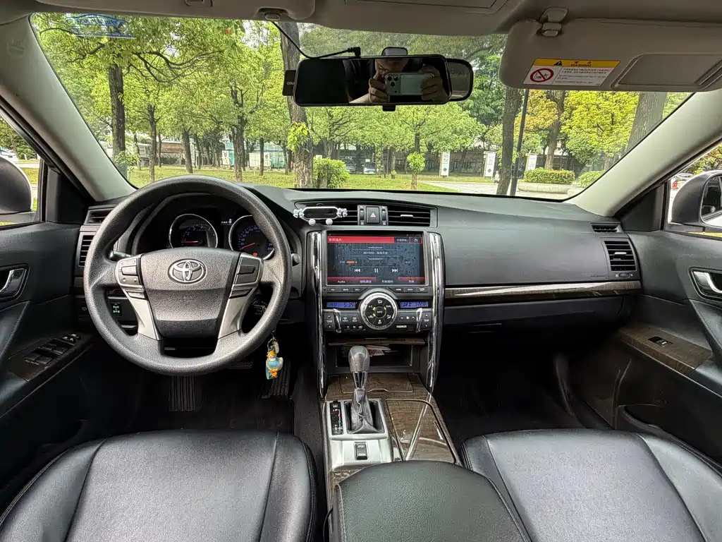 Toyota Reiz 2013 2.5S