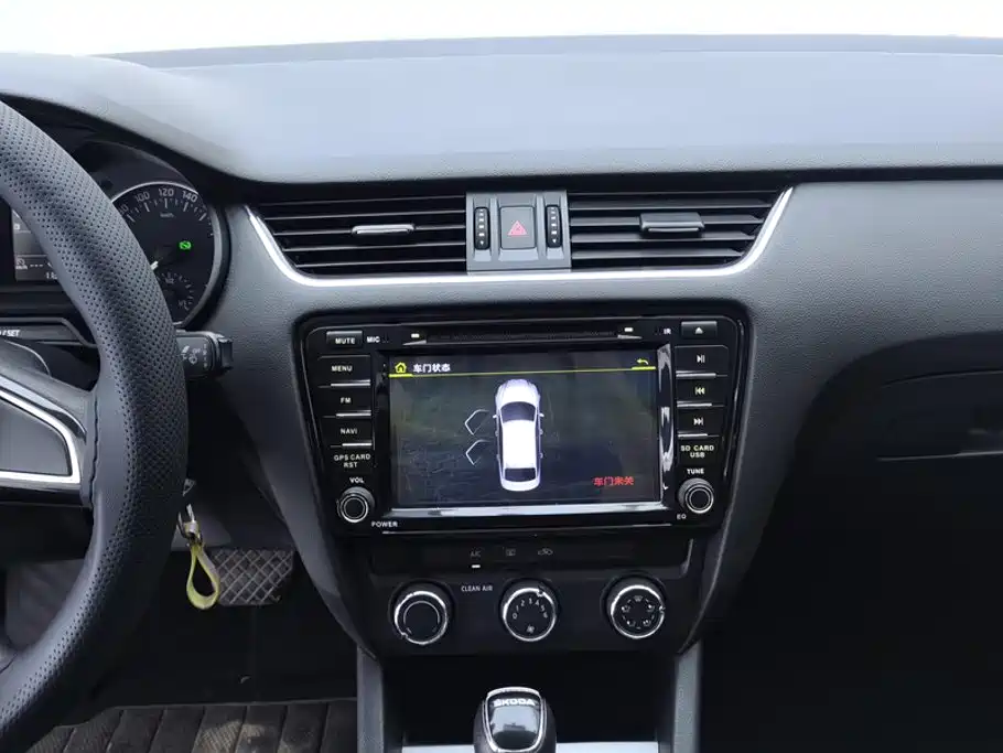Skoda Octavia — миниатюра 13