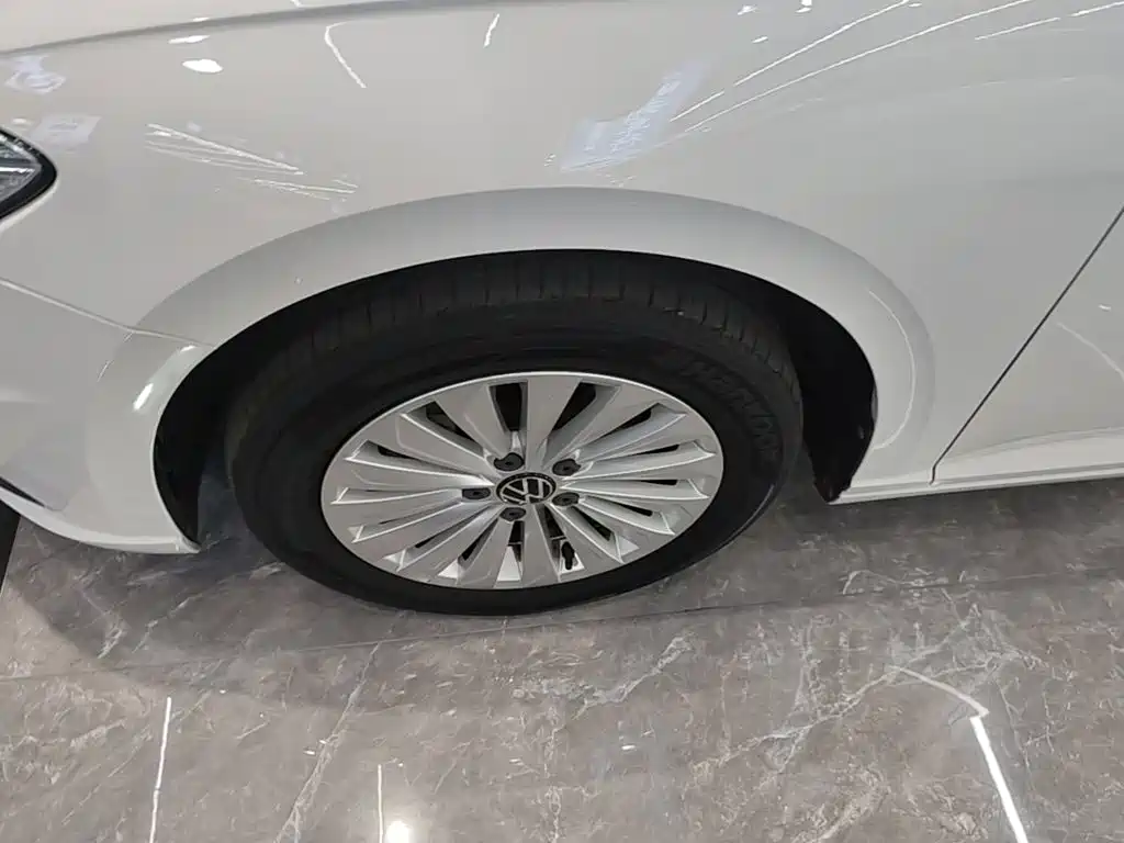 Volkswagen Lavida — миниатюра 23