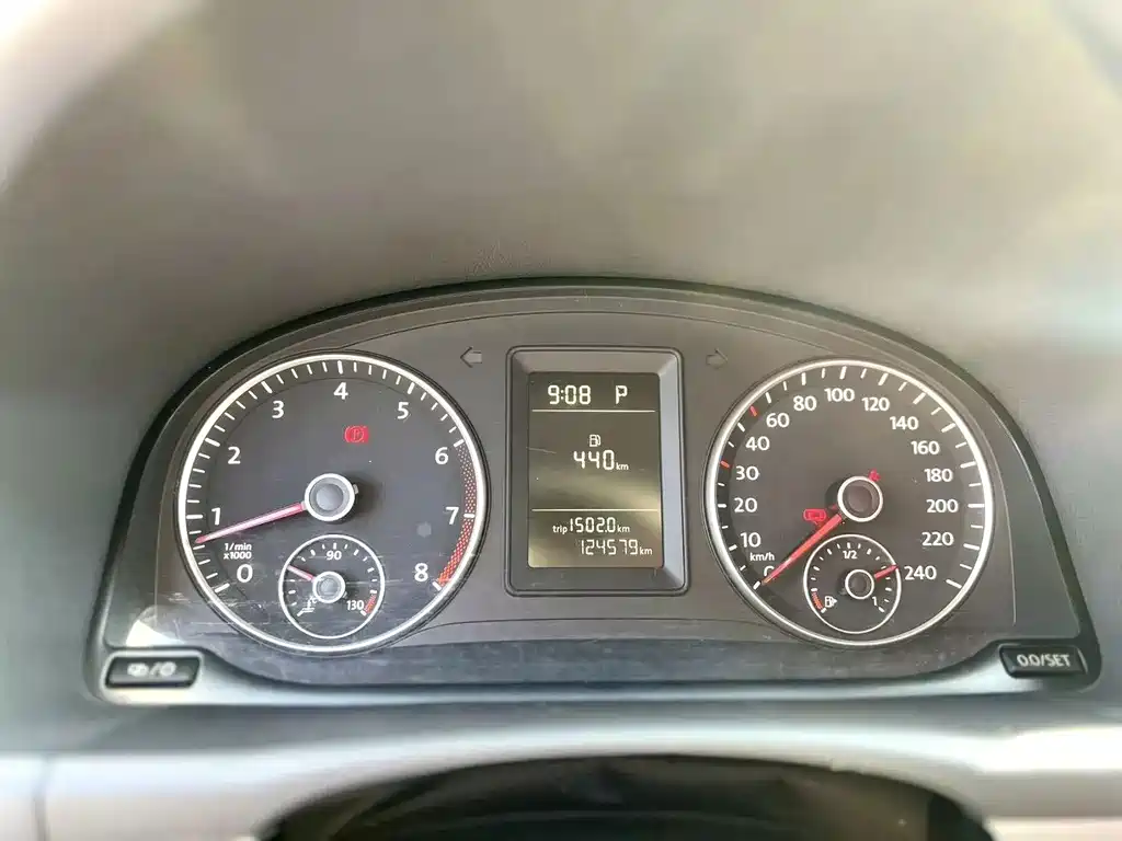 Volkswagen Touran — миниатюра 9