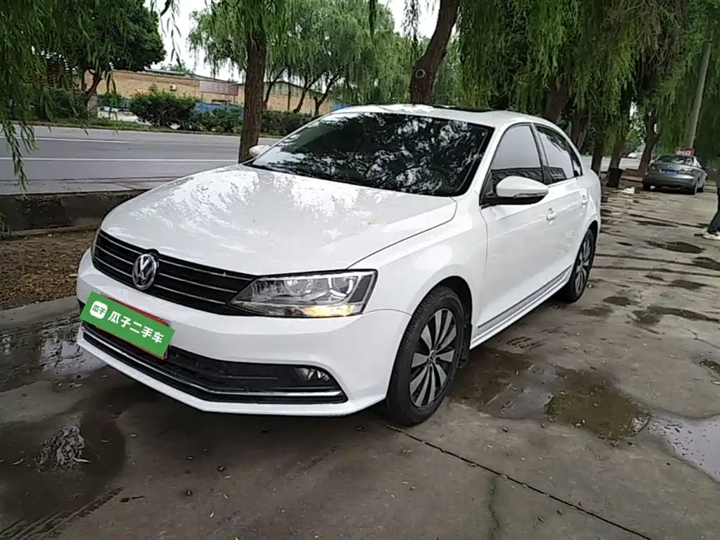 Volkswagen Sagitar 2018 1.6L Auto Comfort Type