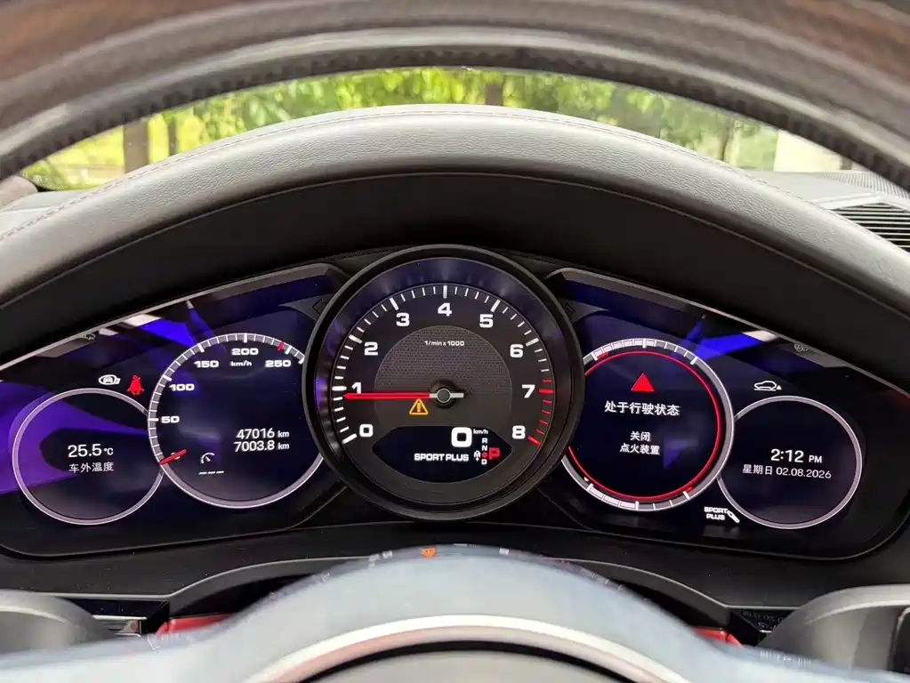 Porsche Cayenne — миниатюра 11